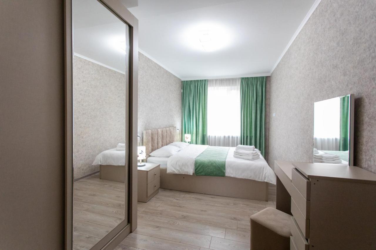 Ninia'S Apartment Кутаїсі Екстер'єр фото